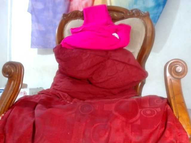 CameliaLong's BongaCams show and profile