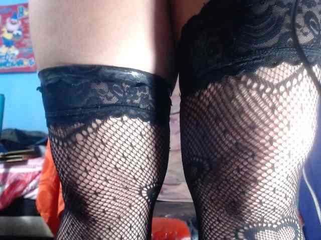 CameliaLong webcam