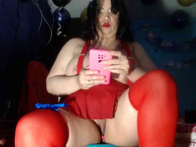 CameliaLong webcam