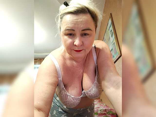 miranda-robinson from BongaCams is Freechat