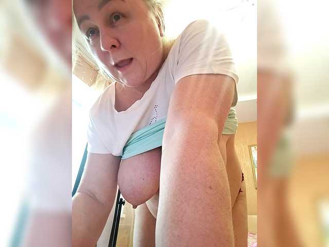 miranda-robinson's BongaCams show and profile