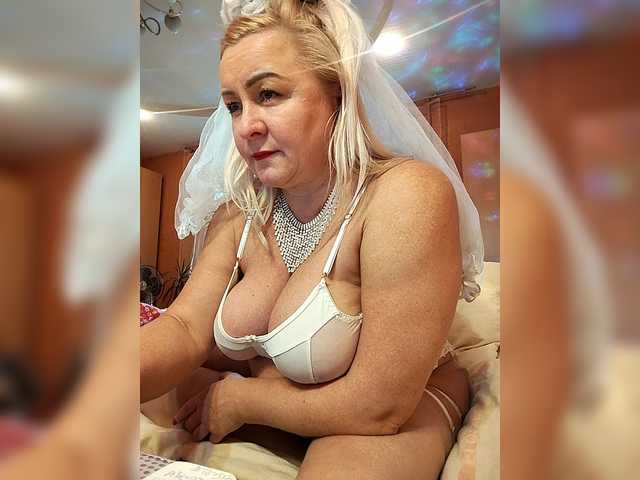 Masturbate to Miranda-robinson, she wants to masturbate for you miranda-robinson from BongaCams