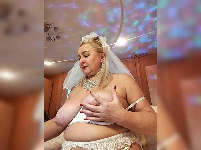 miranda-robinson from BongaCams