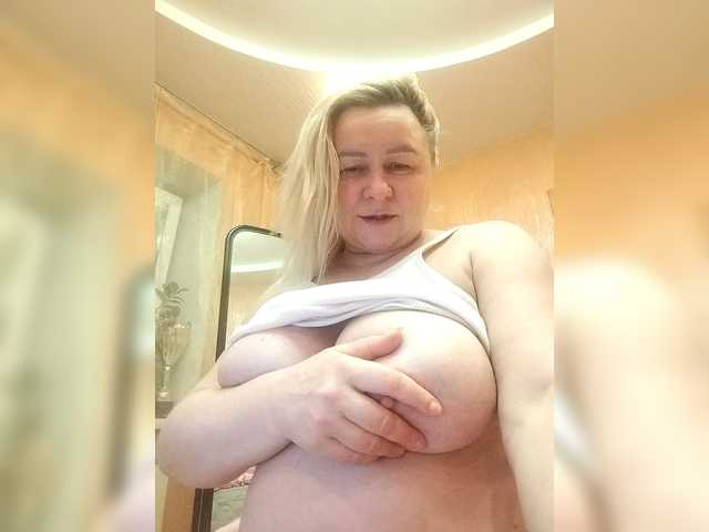 miranda-robinson's BongaCams show and profile