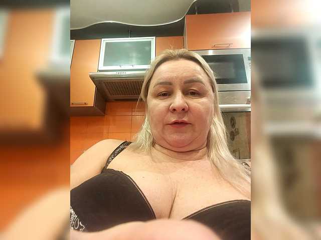 miranda-robinson's BongaCams show and profile