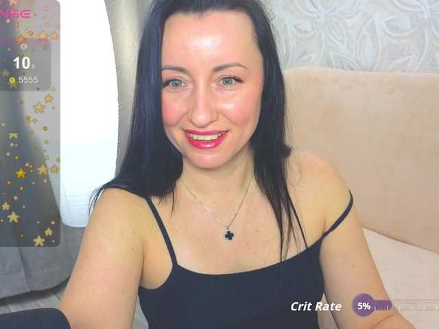 RoxyStar's BongaCams show and profile