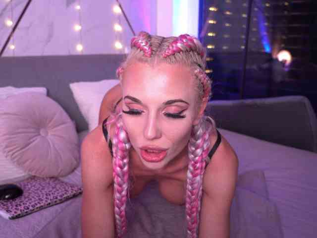 Модель: JayJayPink