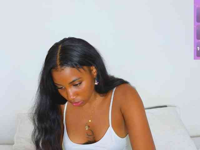 Lala-love27 Live Webcam on BongaCams