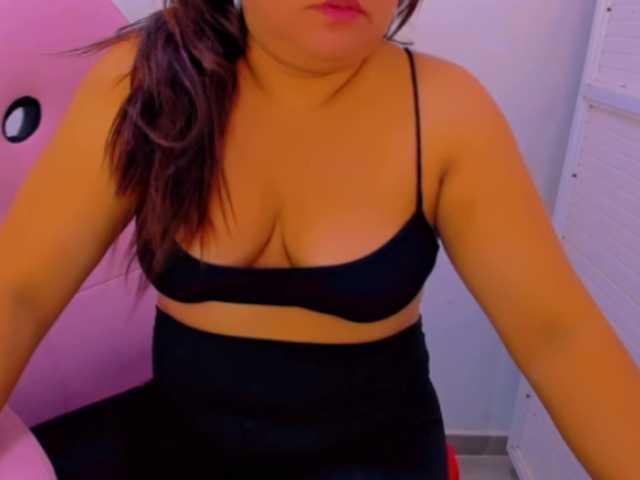 VictoriaLove's BongaCams show and profile
