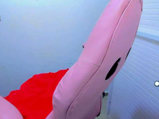 VictoriaLove's BongaCams show and profile