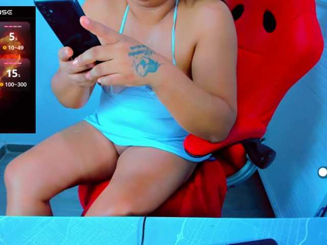 VictoriaLove's BongaCams show and profile