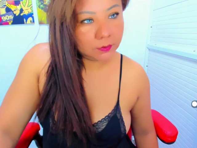 VictoriaLove's BongaCams show and profile