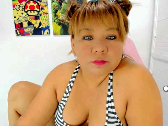 VictoriaLove webcam