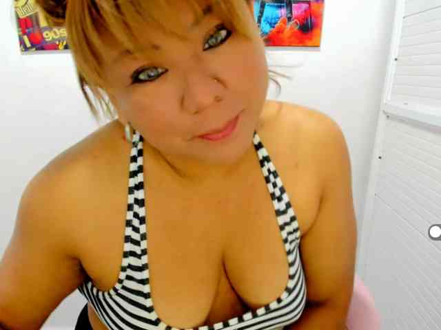 VictoriaLove webcam