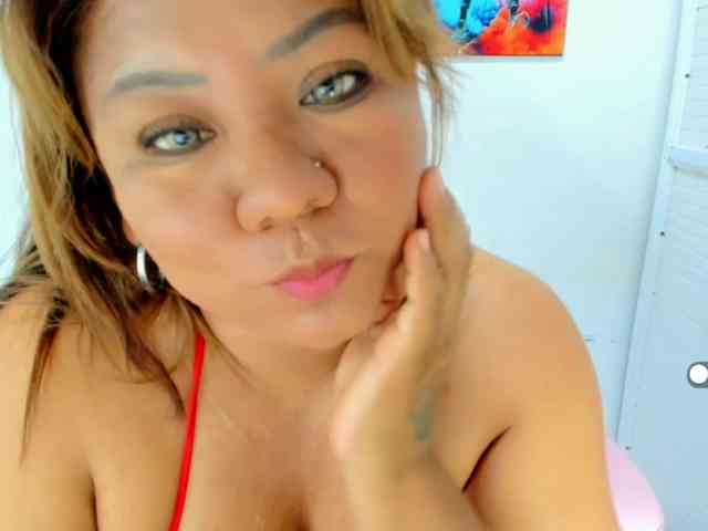VictoriaLove webcam