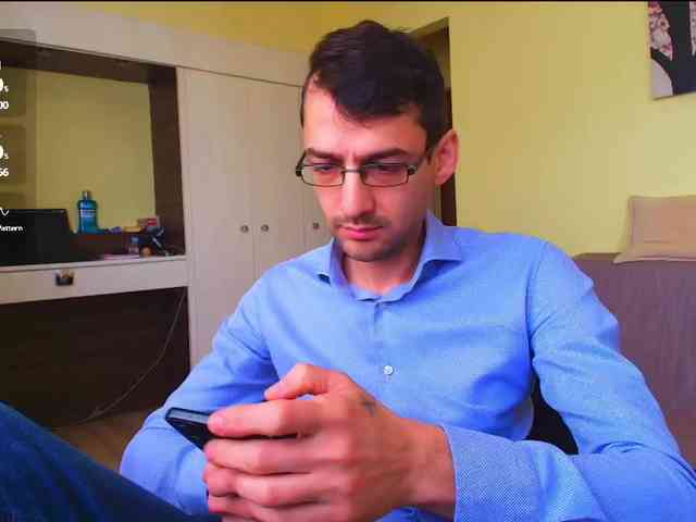 HungEddy Live Webcam on BongaCams