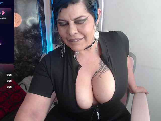 GreciaHorny webcam
