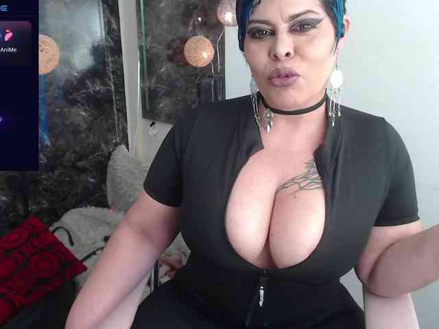 GreciaHorny webcam