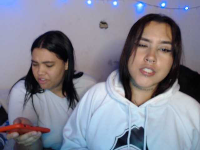 alana-and-emilia