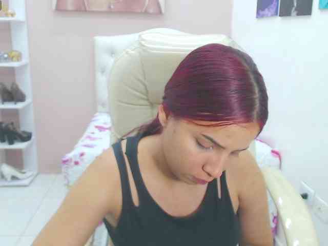 zoe-cortez webcam