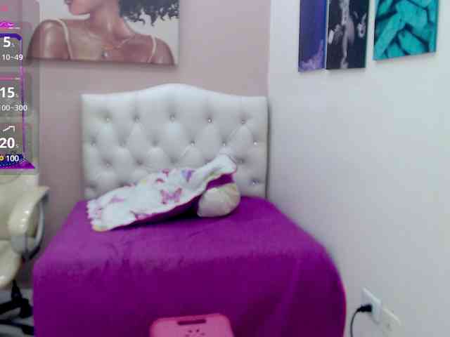 zoe-cortez webcam