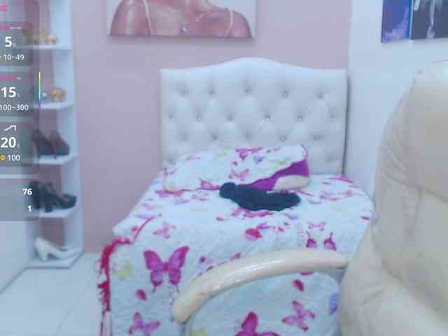 zoe-cortez webcam