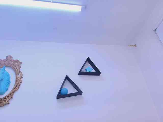 luna-milf webcam