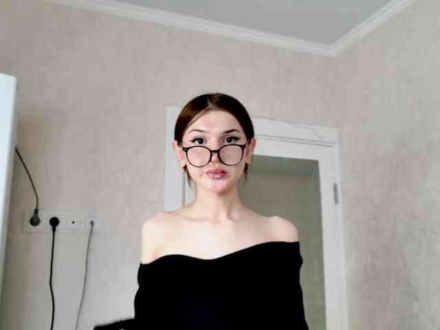 Skinny-Sex-Sissy