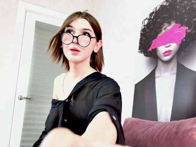 Skinny-Sex-Sissy Live Webcam on BongaCams