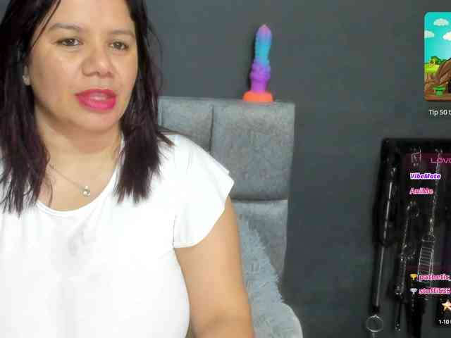 MATURE-ANIKA webcam