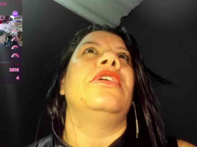 MATURE-ANIKA MATURE-ANIKA