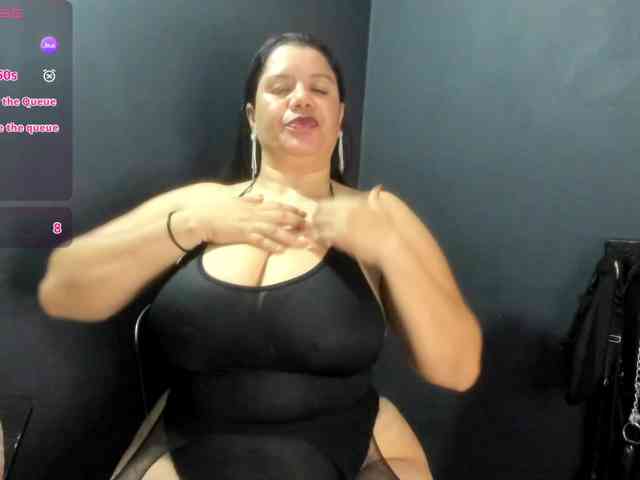 MATURE-ANIKA webcam