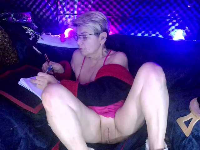 BongaCams Fantasyca is Freechat Fantasyca — Hi. I'm watching the camera for only 100 tk or in private for at least a minute. With comments and I'll play along until you cum! Squirt in full private or 400 tk in the general chat!