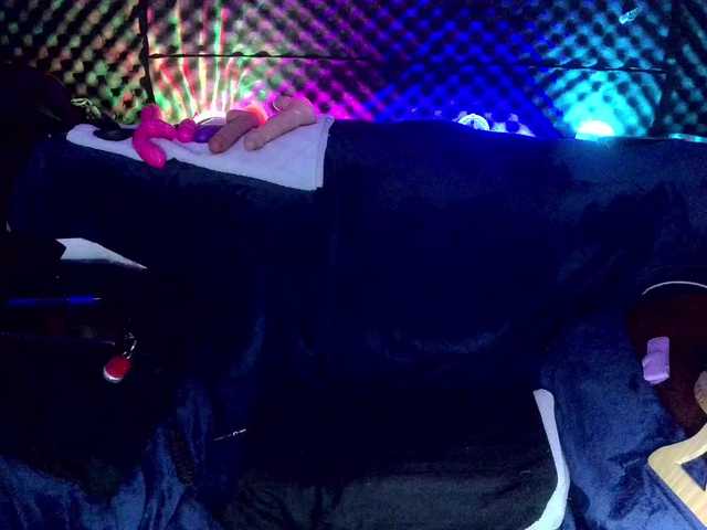 Fantasyca's BongaCams show and profile