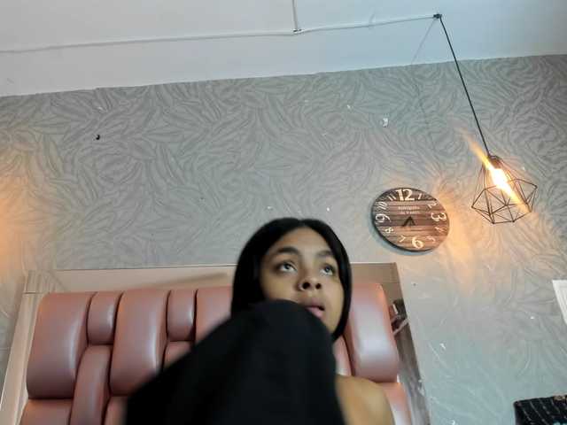 KOURTNEY-'s BongaCams show and profile