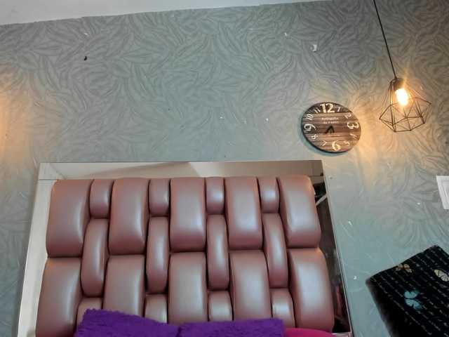 KOURTNEY- from BongaCams