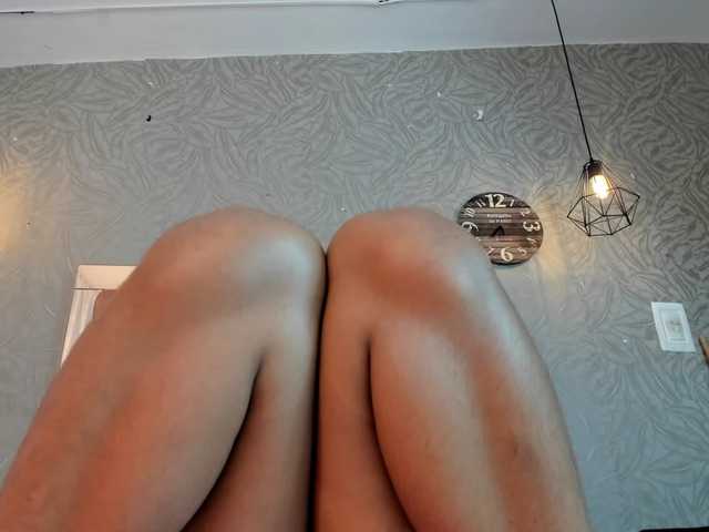 KOURTNEY-'s BongaCams show and profile