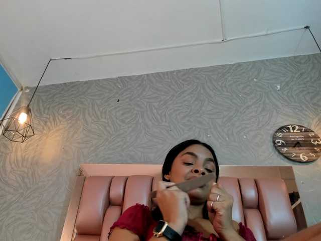 KOURTNEY-'s BongaCams show and profile