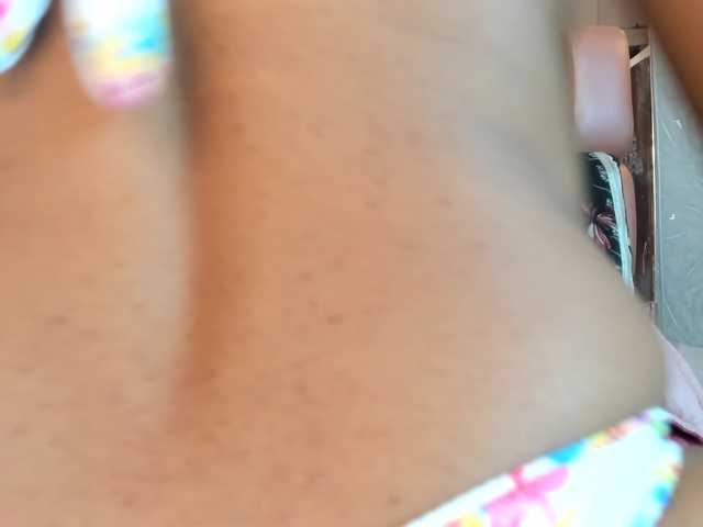 KOURTNEY-'s BongaCams show and profile