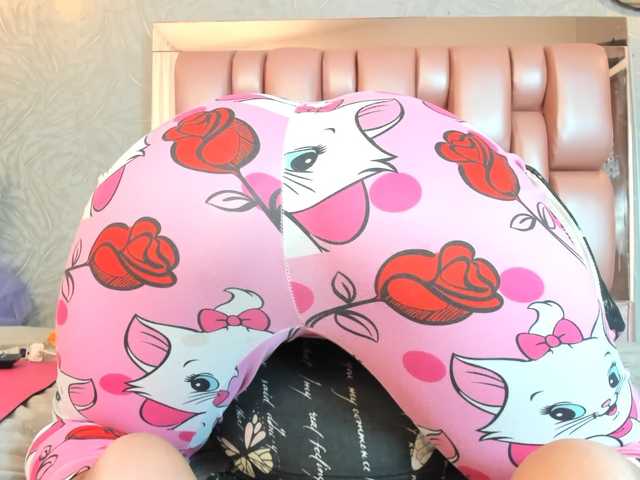 KOURTNEY-'s BongaCams show and profile