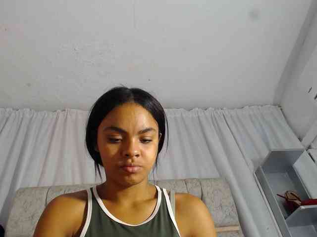 KOURTNEY- webcam