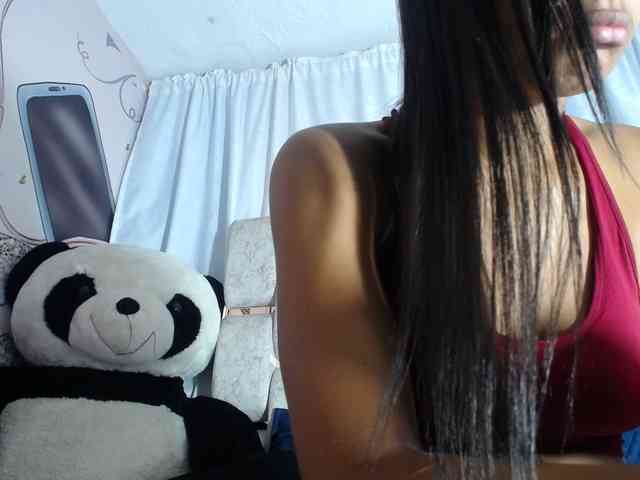 KOURTNEY- webcam