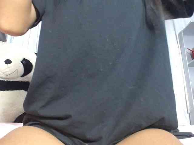 KOURTNEY- webcam