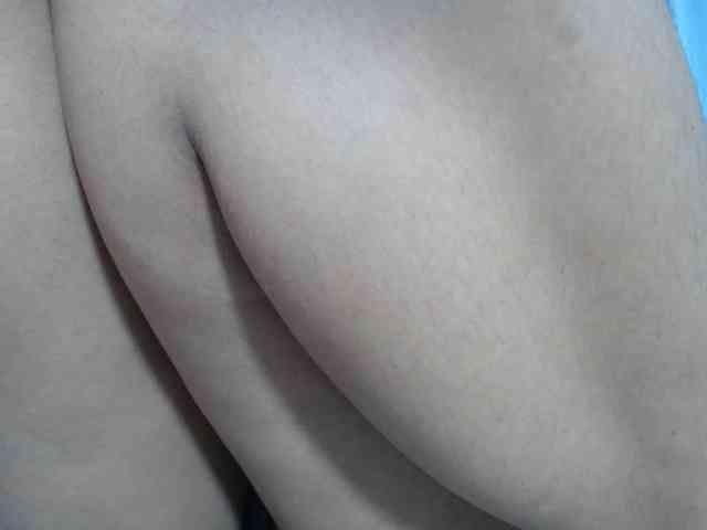 KOURTNEY- webcam