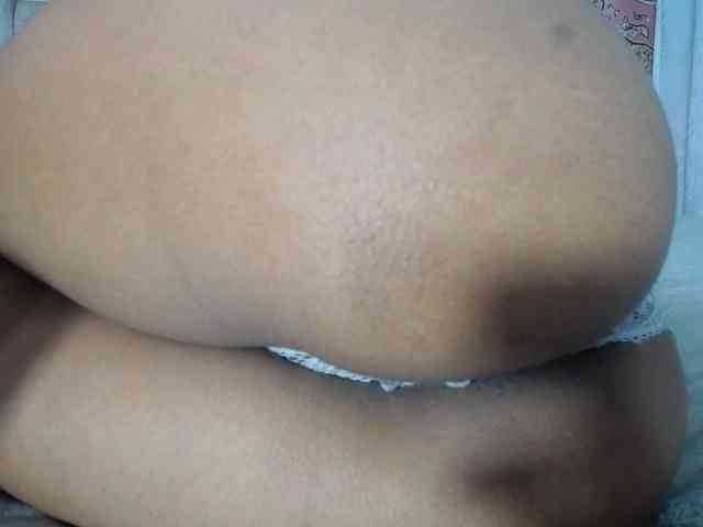 KOURTNEY- webcam