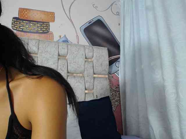 KOURTNEY- webcam