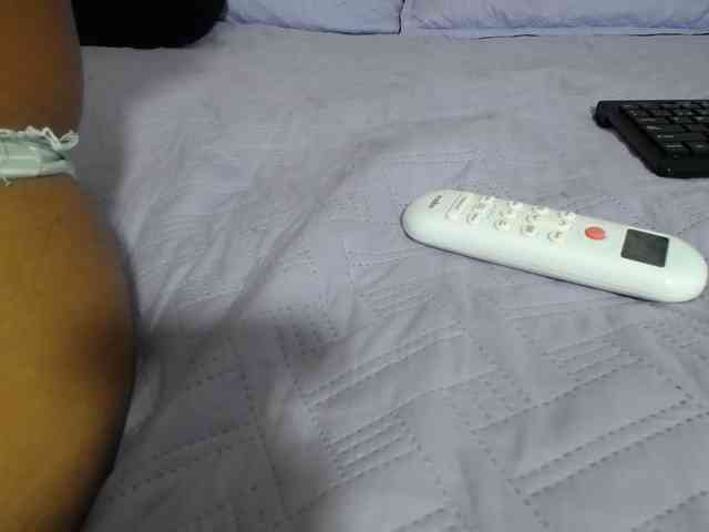 KOURTNEY- webcam