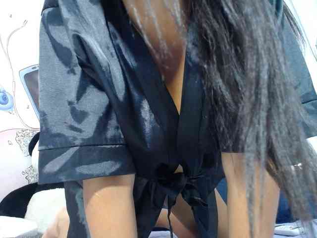 KOURTNEY- webcam