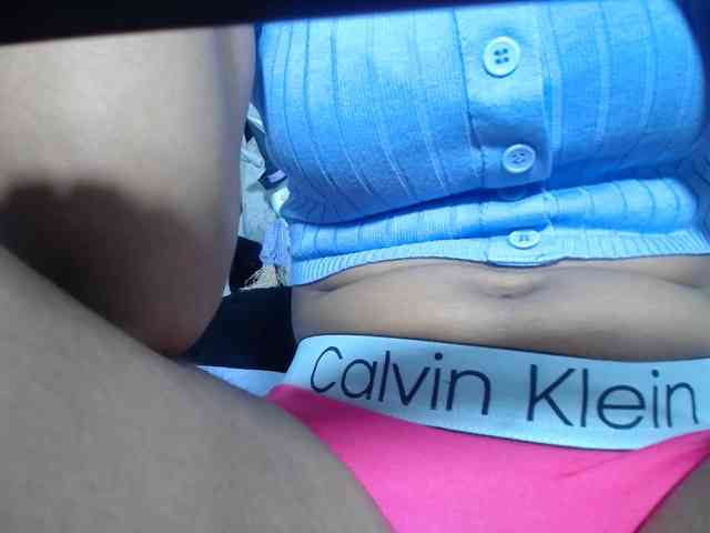 KOURTNEY- webcam