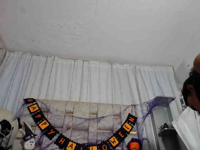 KOURTNEY- webcam